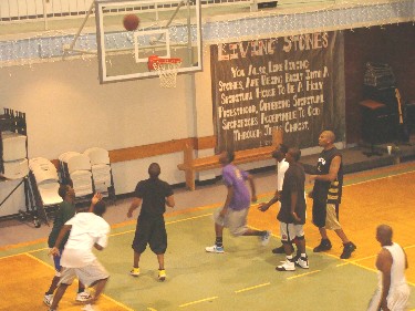 Playing below the rim